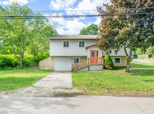 631 W May St, Belding, MI 48809