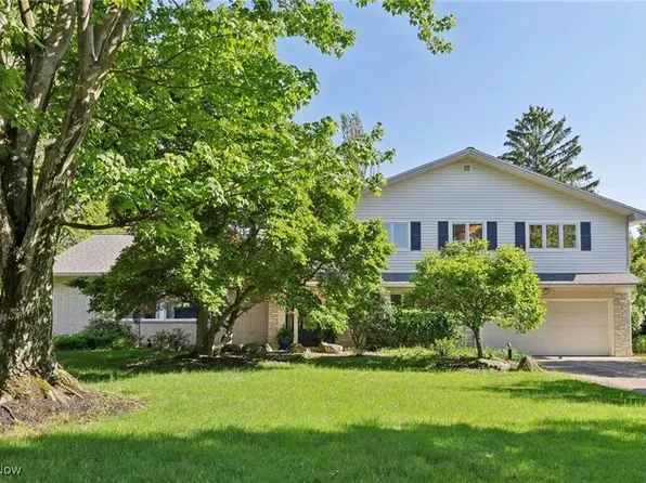 24604 Dianne Dr, Beachwood, OH 44122