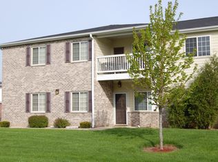 837 Boulder Trl, Racine, WI 53406