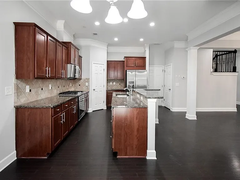 123 Barkley Ln — Photo 9