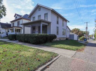 514 Chestnut St, Mount Carmel, IL 62863