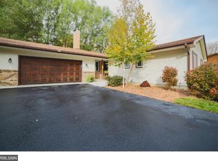 5528 W Danube Rd, Minneapolis, MN 55432