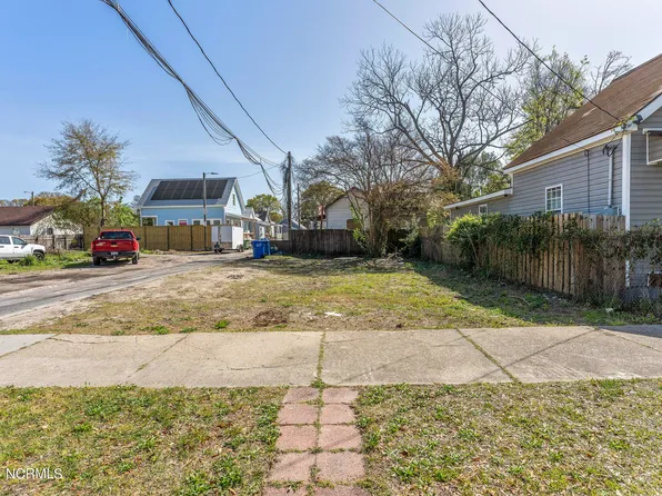 717 S 8th Street, Wilmington, NC 28401