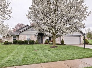 3412 Heritage Trace Dr W, Bellbrook, OH 45305