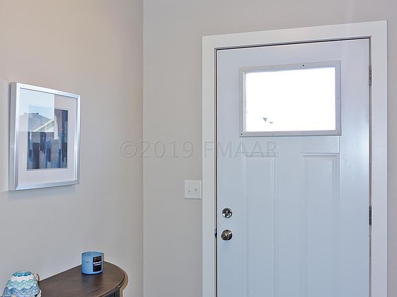 3rd image of 4872 Westminster Dr