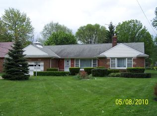 2021 Natona Rd, Euclid, OH 44117