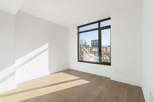 Rented by Compass | media 38