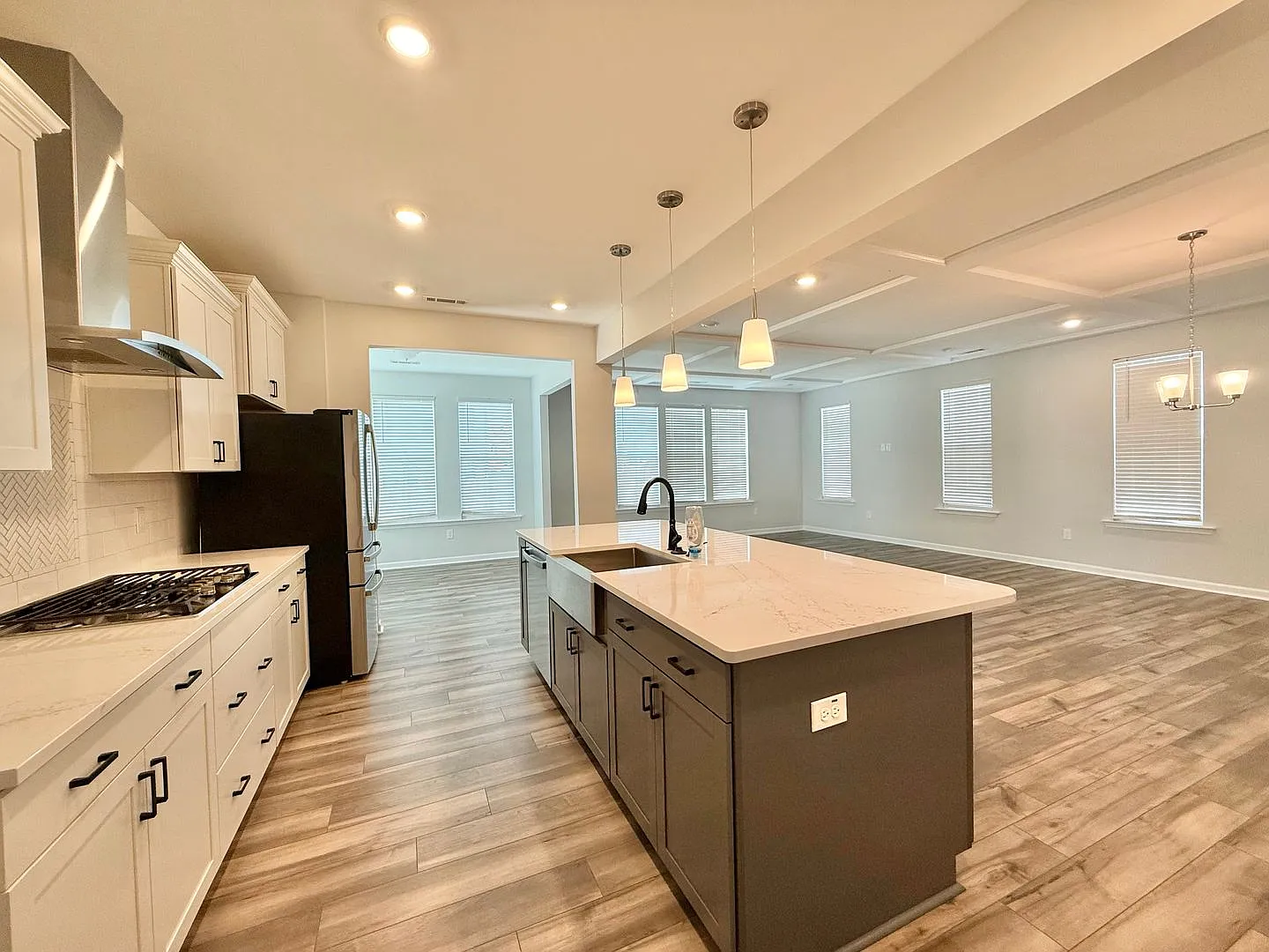 Stunning New 5BD, 5BA Garner Home with Luxurious Upgrades in a Gorgeous HOA Community Near Inters... — Photo 4