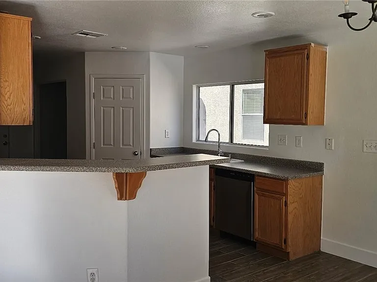 11606 Vesuvio Ct — Photo 6