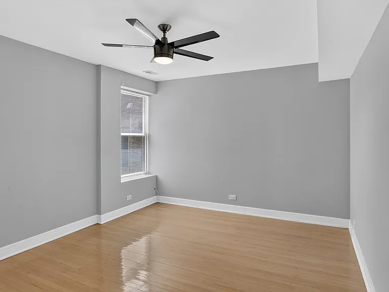 6629 S Ingleside Ave #2 — Photo 25