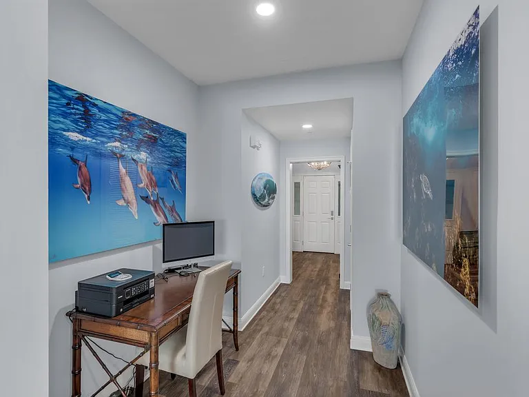 5250 E Harbor Village Dr #102 — Photo 14