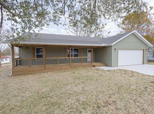 330 S Long Ave, Hartville, MO 65667