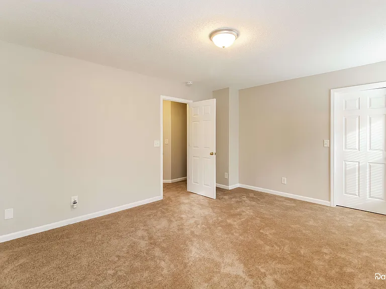 4312 Creekdale Dr — Photo 11