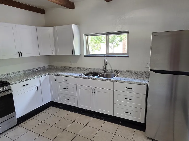 507 First North St — Photo 2