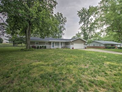 5354 N Macarthur Rd, Forsyth, IL, 62535
