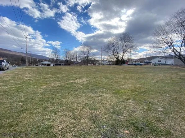 207 S Anderson St, Bedford, PA 15522
