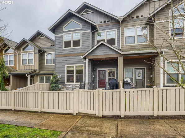 16225 SE Pyrite St, Damascus, OR 97089