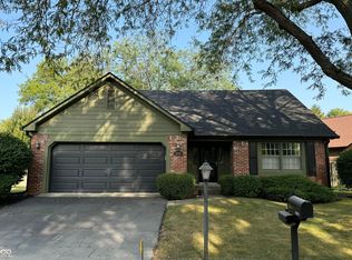 12338 Charing Cross Rd, Carmel, IN 46033