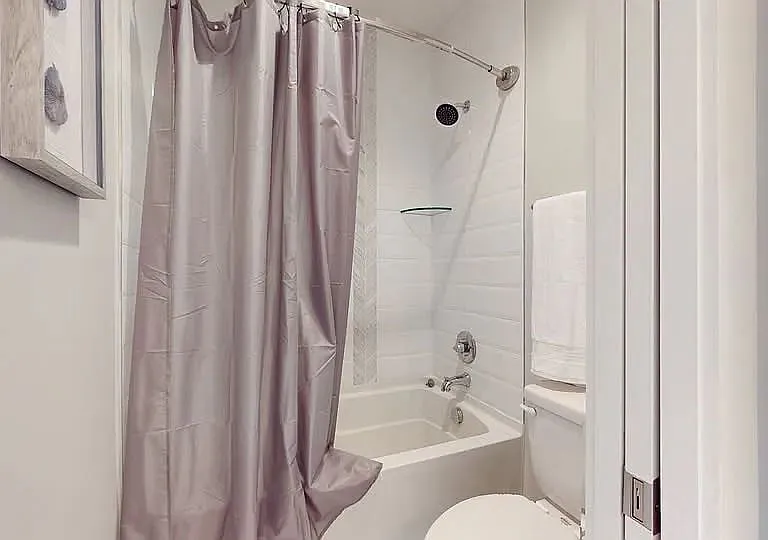 1016B Alice St — Photo 7