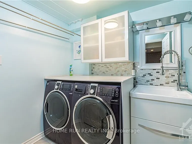 2 Borealis Cres — Photo 26
