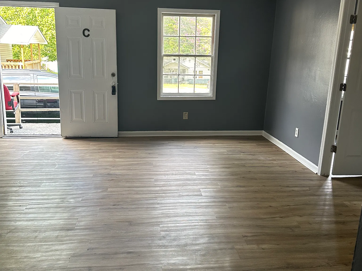 2 bed, 750 sqft, $975 — Photo 2