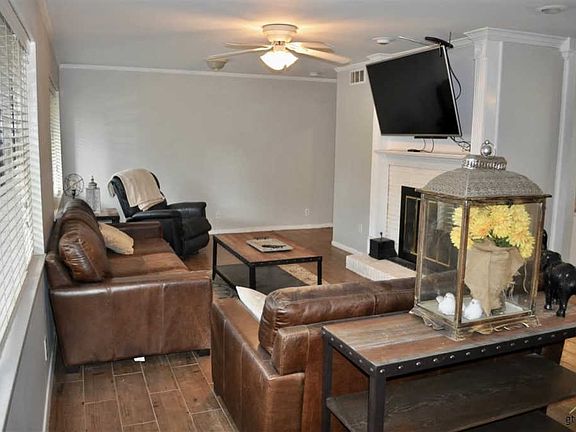 4th image of 3432 Wynnwood Dr