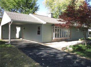 705 Devonshire Dr, Swansea, IL 62226