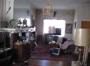 314 W Oak St, Shenandoah, PA 17976