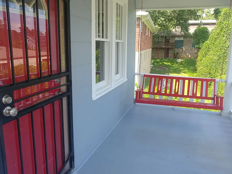 514 S Seminole Dr — Photo 2