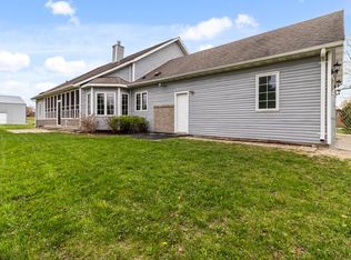 33228 Washington Ave, Burlington, WI 53105