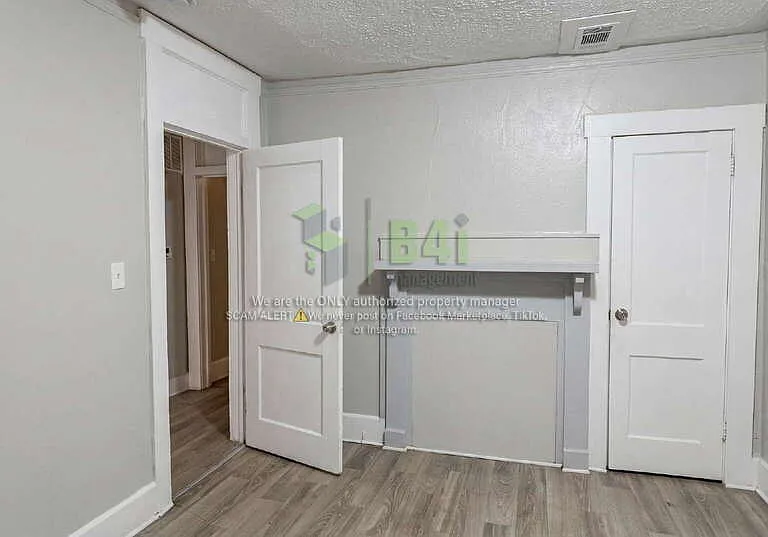 1111 Henry Ave — Photo 7