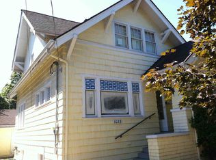 1023 NE 61st St, Seattle, WA 98115