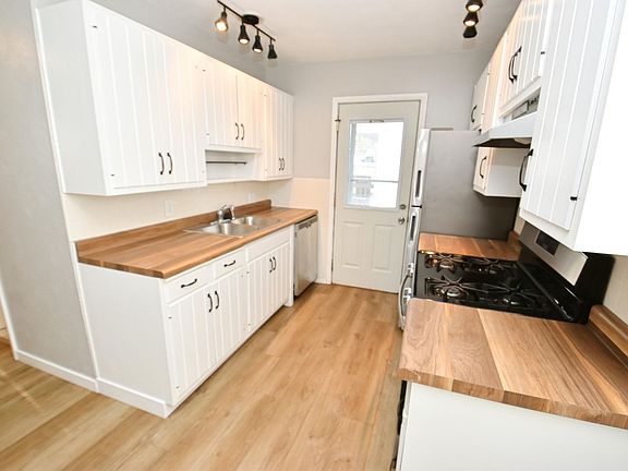 5th image of 1533 N 29th St