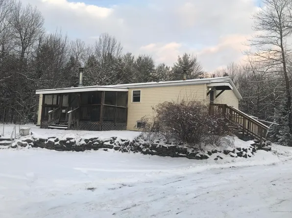 68 S Pond Rd, Winslow, ME 04901