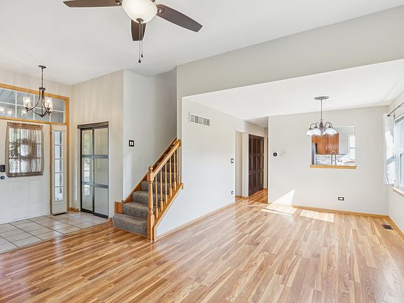 3rd image of 2115 Ingersoll Ct