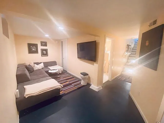 3404 NE 15th Ave — Photo 7