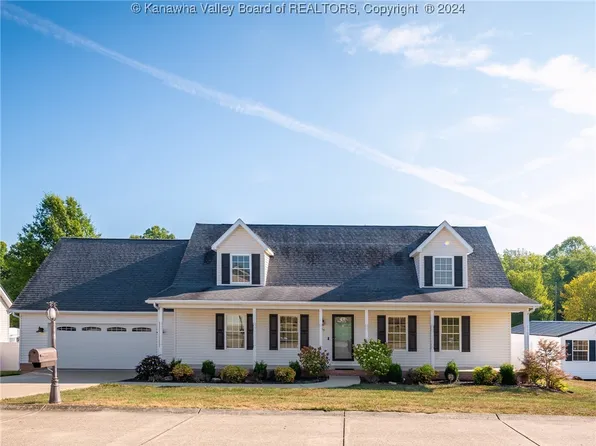 25 Manor Way, Winfield, WV 25213