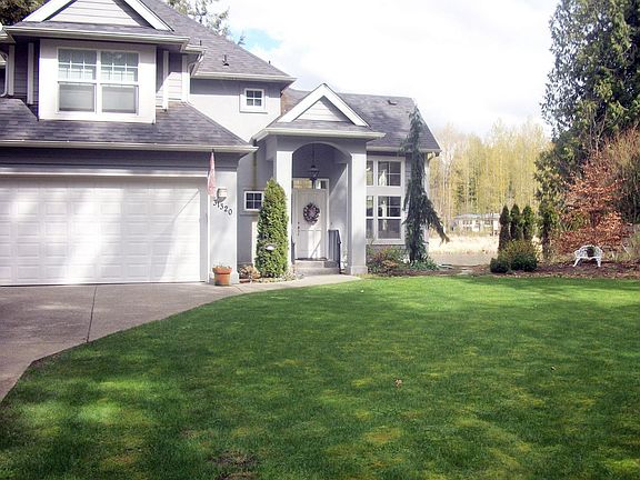 Large Flat Yard