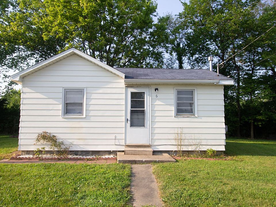 2nd image of 1 Ferdinand Dr #6