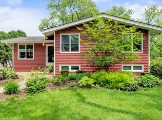 5801 Pershing Ave, Downers Grove, IL 60516
