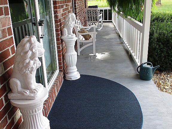 48'X5.5.5' Covered Porch