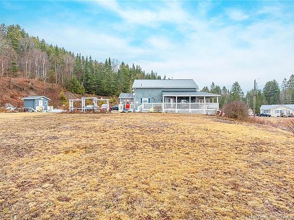 3rd image of 19 Neck Rd