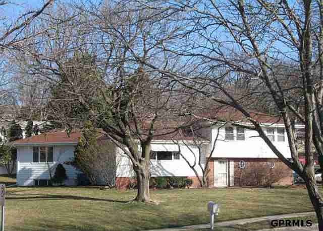 1st image of 2835 S 107th Ave