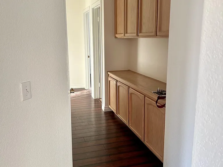 1797 Larkhaven Gln — Photo 8