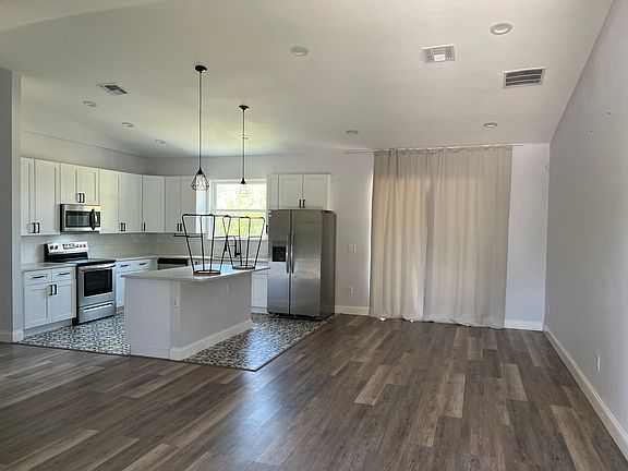 4th image of 6431 SW 151st Loop