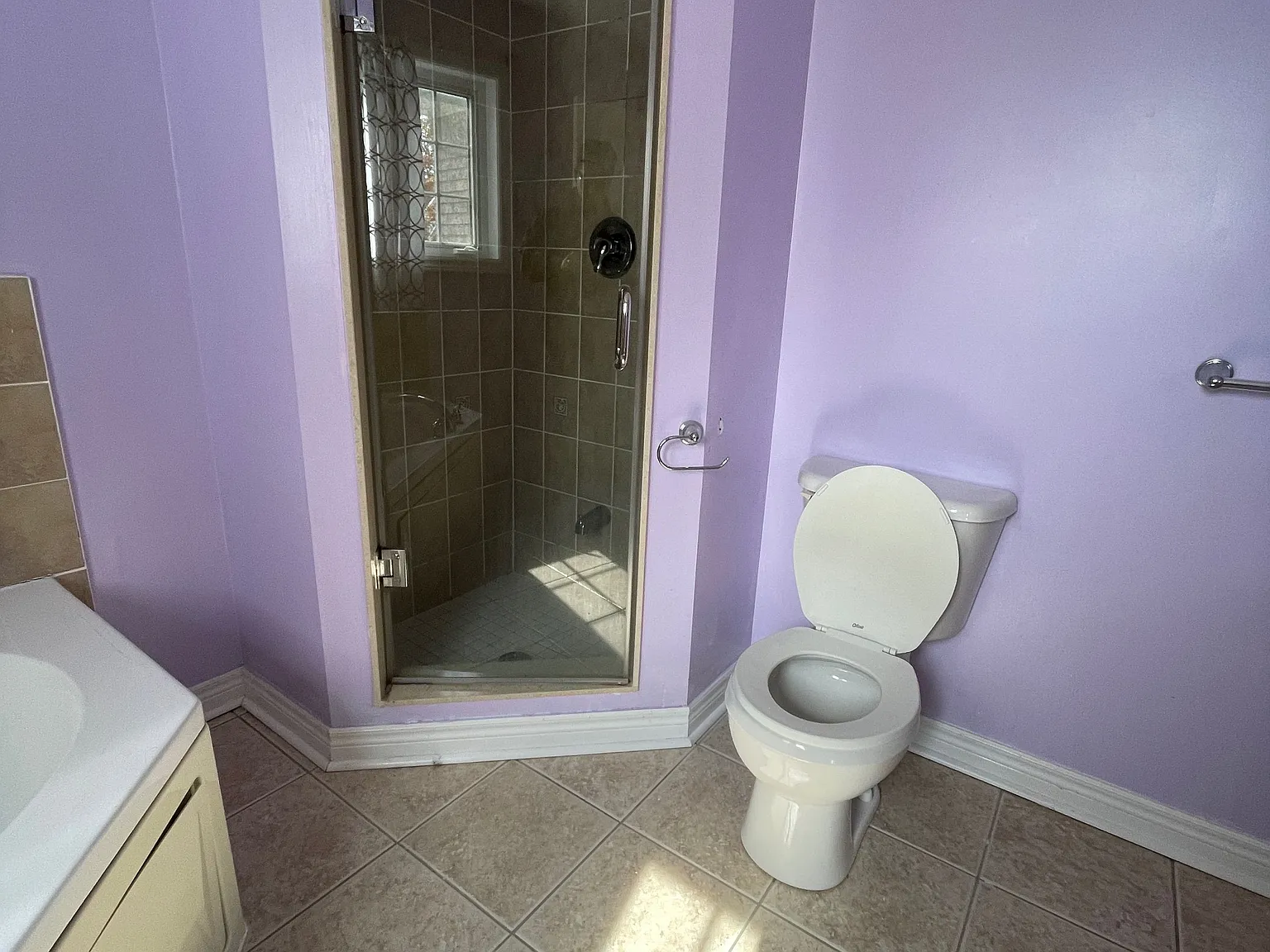 4 bed, $3,800 — Photo 3