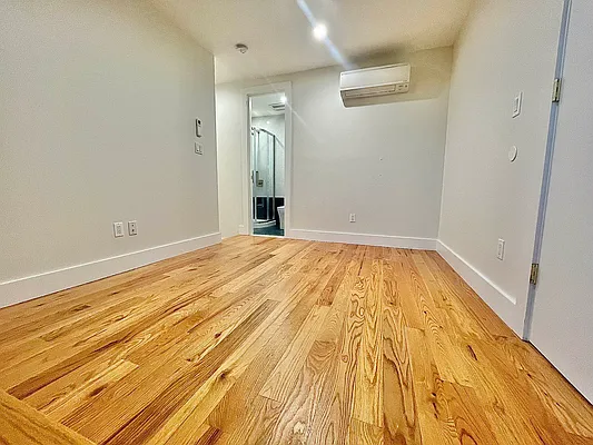 Rented by Doorway NYC, LLC | media 43