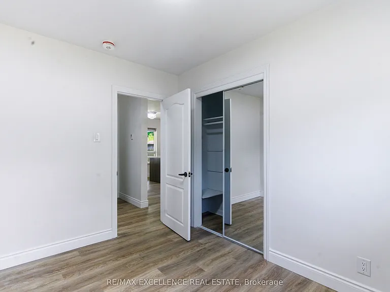 1814 Whitehall Dr — Photo 17