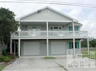 313 N 4th Ave, Kure Beach, NC 28449