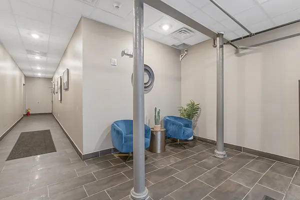 1 bed, 1126 sqft, $2,000 — Photo 2